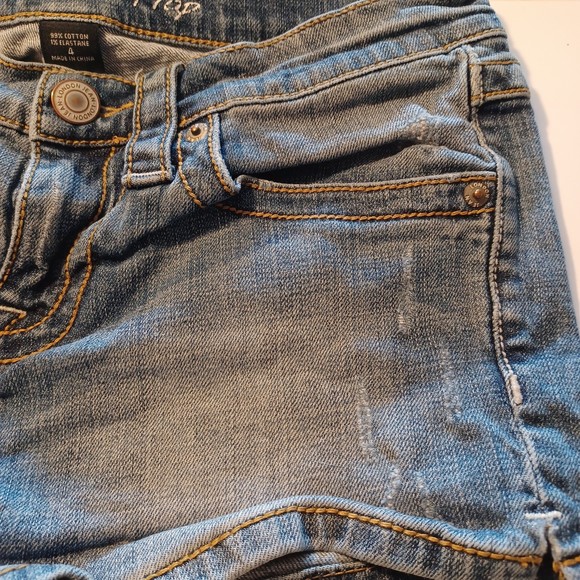 Victoria's Secret London Shorts, 30W x 2L, Low-Rise Flap Pockets 9" Waist to Hem - Picture 5 of 7